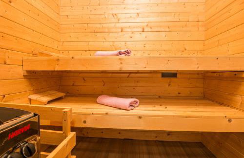 Holiday Home Tower with private pool, sauna and quads - Photo 32