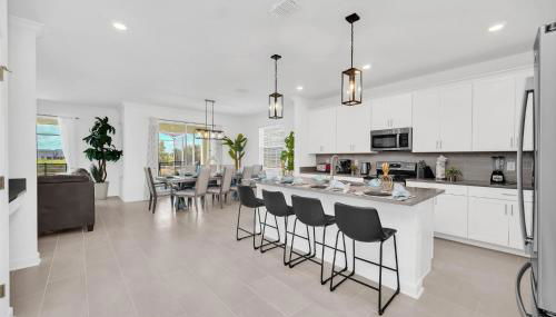 Spacious Villa near Disney w/Pool ,Game room - Foto 3