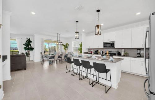 Spacious Villa near Disney w/Pool ,Game room - Foto 3