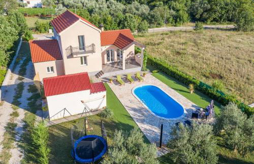 Villa in Policnik with Private Pool - Foto 26