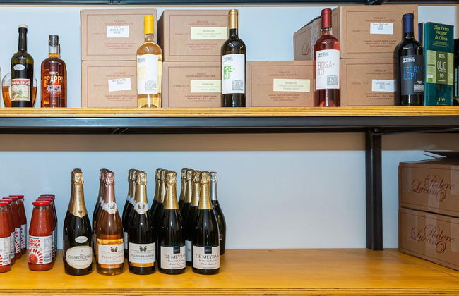 Luxury 1 in Como With 2 Bedrooms and 2 Bathrooms - Photo 38