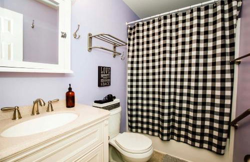 1 Mi to Dtwn Black Mountain Home with Patio and Yard - Foto 17