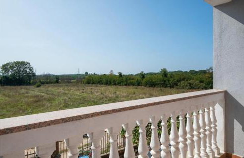 2 Bedroom Lovely Apartment In Pula - Foto 8