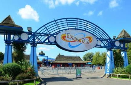 ENTIRE LUXURY yacht 70sqm Oyster Fund - Quiet and relaxing - 2 double bedrooms both en-suite - HEATING - sleeps up to 4 people - moored on our Private Island - nearby LEGOLAND THORPE PARK ASCOT RACES WENTWORTH LONDON Lapland UK -NO Parties - - Foto 41