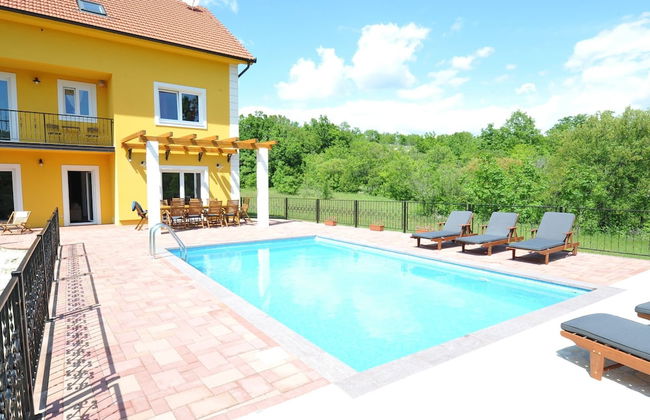 Villa in Tijarica With Private Pool - Foto 19