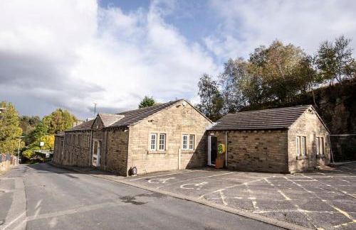 New Hobbit, stunning views, sleeps 42, Bar, Hot Tub - Foto 53