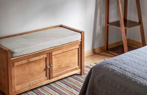 Loft Wood Stove Fire Pit Grill & Deck on Creek - Foto 36