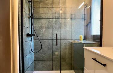 Appartement neuf à 400 m des remontées avec Sauna - Photo 8