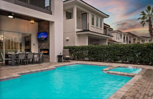 Luxury 6BR Villa w Pool & Cinema 4mi to Disney - Foto 7