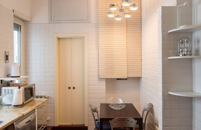 Rental In Rome Ponte Milvio Apartment - Photo 13