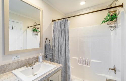 Walk to Marina Waterfront South Holston Lake Home - Foto 13