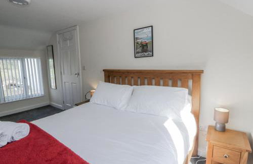 Glandwr House - Photo 12