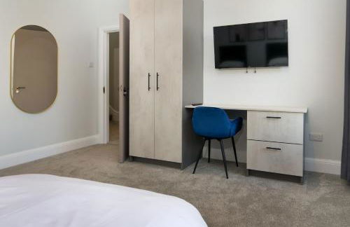 Dwell Living Luxurious 5BD House Central - Foto 32