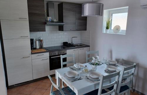 Holiday House Jolini Dvori - Photo 19