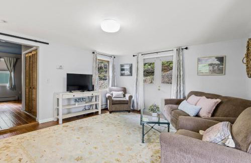 Great Location! Colleges! Hiking! Ithaca Commons! - Foto 10