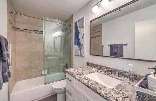 Sunset Swim, Luxury Vegas Villa with Pool, Hot Tub - Foto 31