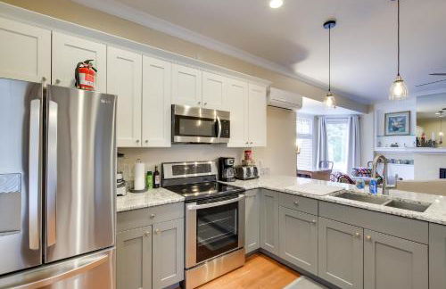 Updated Sheboygan Home with Porch Less Than 1 Mi to Beach - Photo 11