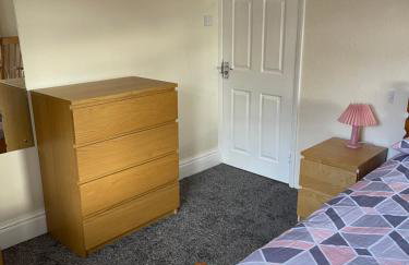 Spacious, Sleeps 18, 3 Bathrooms, Parking, Park, Mansfield - Foto 30