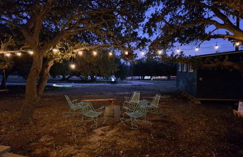 The Container Retreat @290 Wine Trail #3 Hill Country bliss - Foto 27