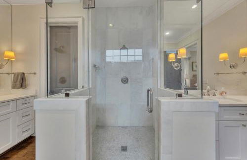 World Cup Luxury Estate Pool Gym Game Room - Foto 42