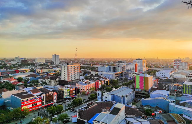 Luxurious 2Br At Vida View Makassar Apartment - Photo 25