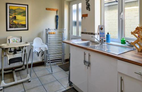 Finest Retreats - Awelon - Large Cottage to sleep 10 with Hot Tub - Foto 32