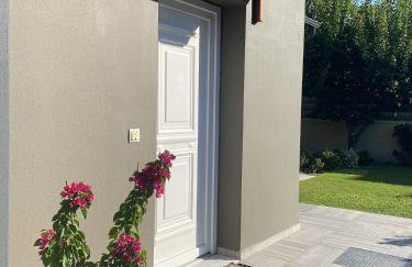 Villa ELi - Luxury Nature Getaway - Strategically located for Beach Exploration - Onsite Power for Electric Vehicle - Foto 5