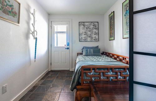 1400sf Cozy Retreat with Sound View, Garden & Privacy - Foto 28