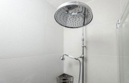 La Demeure du Chevalier d'Argent- parking gratuit - Foto 6