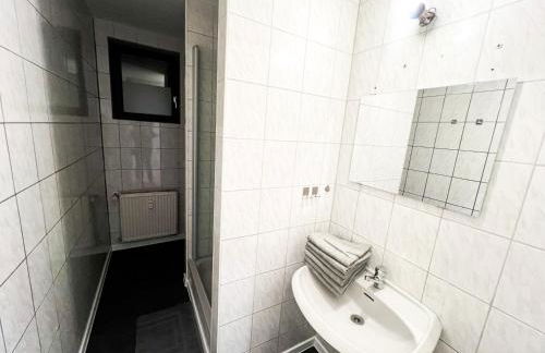 Krefeld House - 20 Min to DUS AIRPORT & MESSE - Foto 26