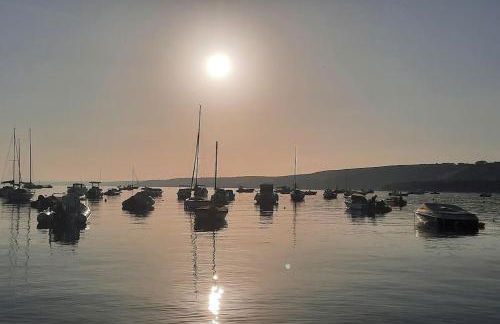 Arvonia sleeps 7, sea views, dog friendly - Foto 13