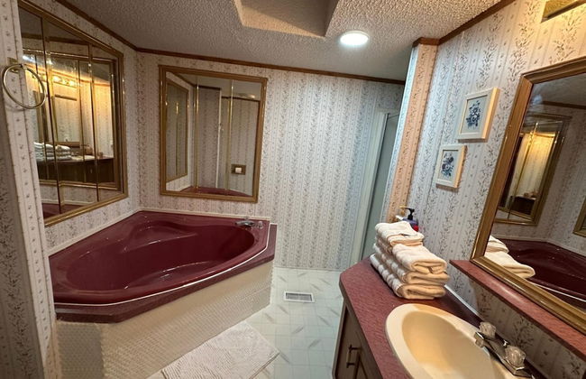 Secluded Lodge Farm Views 50 Acres Wifi - Foto 39