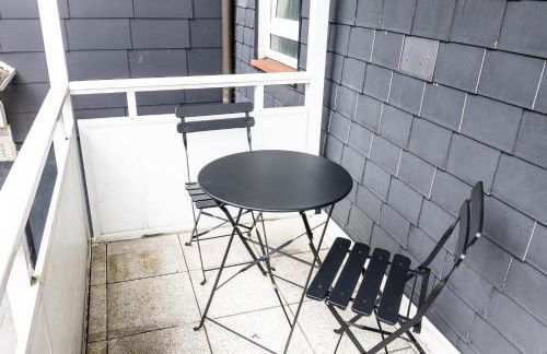 CosyHomes24 - centrally with balcony and garage - IL01b - Foto 2