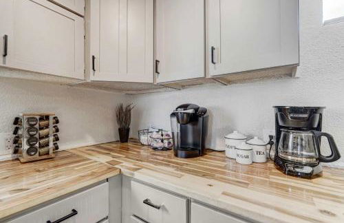 Cloud Ridge Cozy Suite w Fire Pit & Game Area - Foto 16