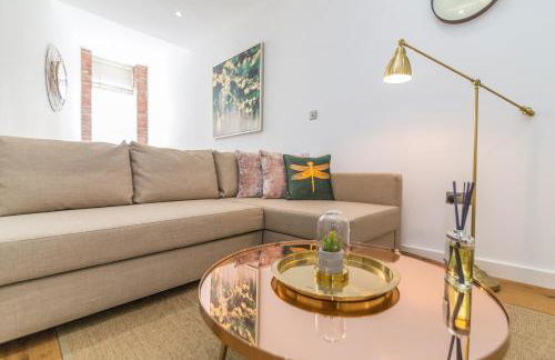 Houndsgate Court, Nottingham - Photo 4