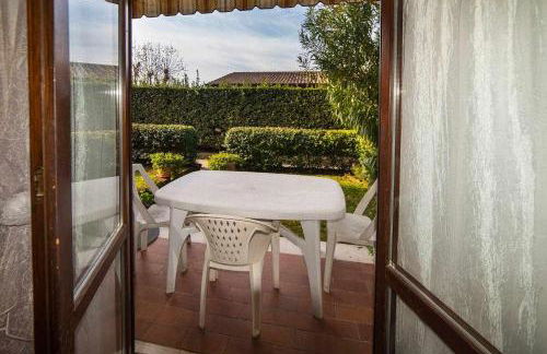 Residence MokyD13-piscina, WiFi, giardino,garage - Foto 7