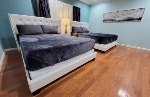 3 bedroom guest suite first floor unit with nice patio area right next to the MrC Hotel 10 minutes from Rodeo Drive Washer Dryer WIFI and more - Foto 19