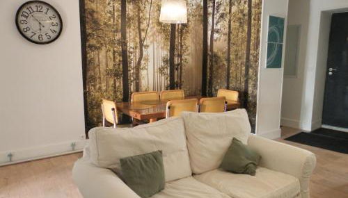 Au 66 Maison centre ville-Parking gratuit et WIFI - Foto 3