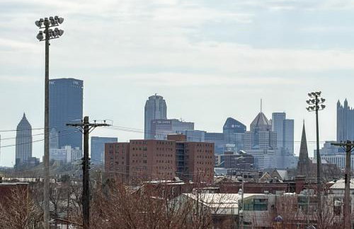 Pittsburgh Home with Skyline Views Walk to Stadium! - Photo 38