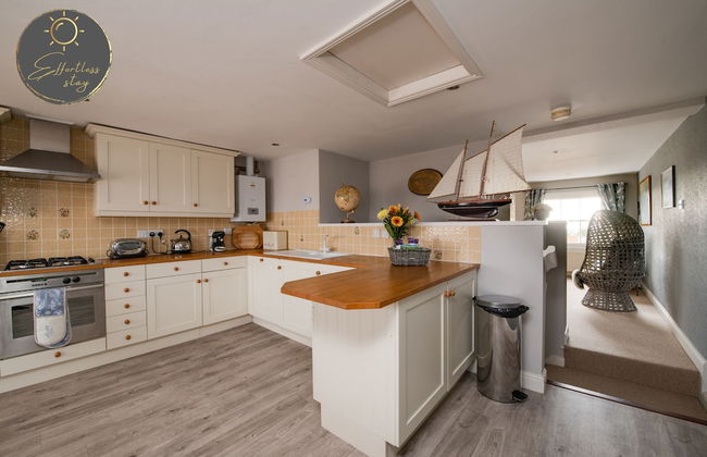 Leeward House - Photo 23