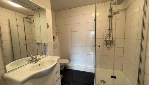 Central Stadion Apartment by GG Rental Hamburg - Foto 3, towels, Shower