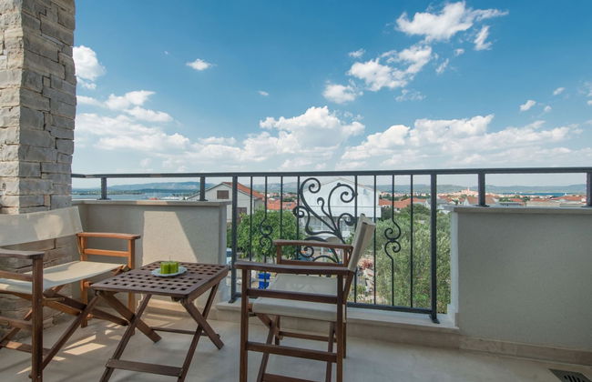 Superb Apartment in Murter with Hot Tub - Foto 6