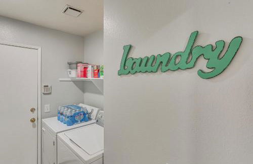 Victorville Home with Fenced Backyard and Patio! - Foto 21