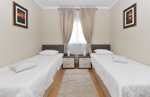 Apartmani Perić 1 Meka Draga - Foto 8