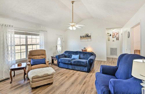 Normandy Home with Yard about 2 Mi to Lake - Foto 6