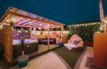 Cosy Hot Tub Getaway Bungalow - Foto 1