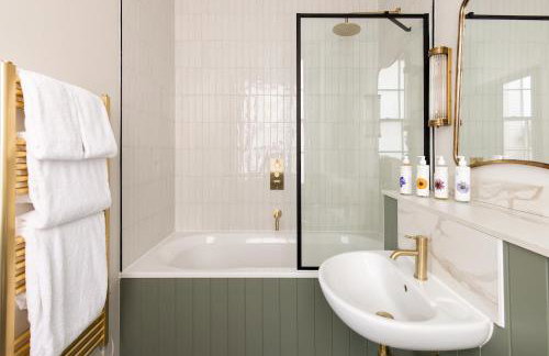 Native King’s Wardrobe, St. Paul’s - Foto 135