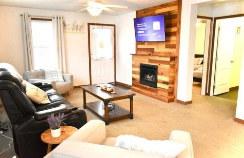 3 Bedroom in Hocking Hills w King Bed Logan Ohio - Foto 4