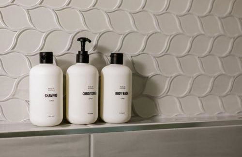 Desert Oasis: Pool, Spa, Golf Sim + EV Charger - Foto 73