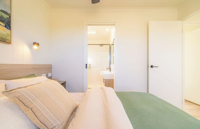 Wairo Beach Holiday Park - Photo 24